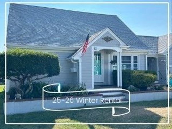 12 Waterman St, Unit Winter, Mattapoisett, MA 02739