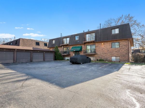 2501 26th Avenue Court , Unit 1-G, Rock Island, IL 61201