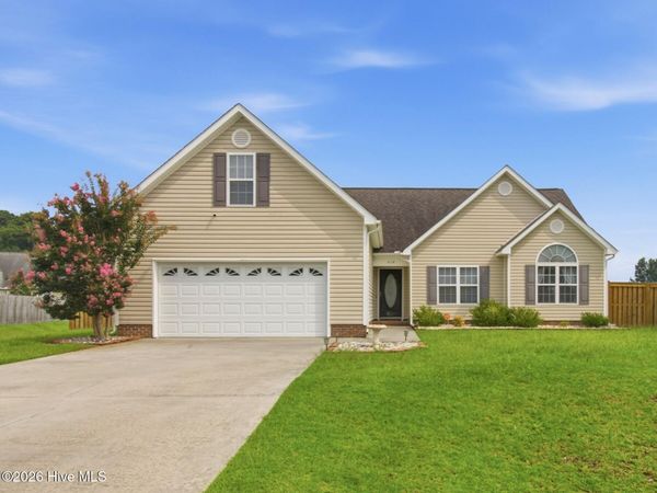 404 Marshas Way, Havelock, NC 28532