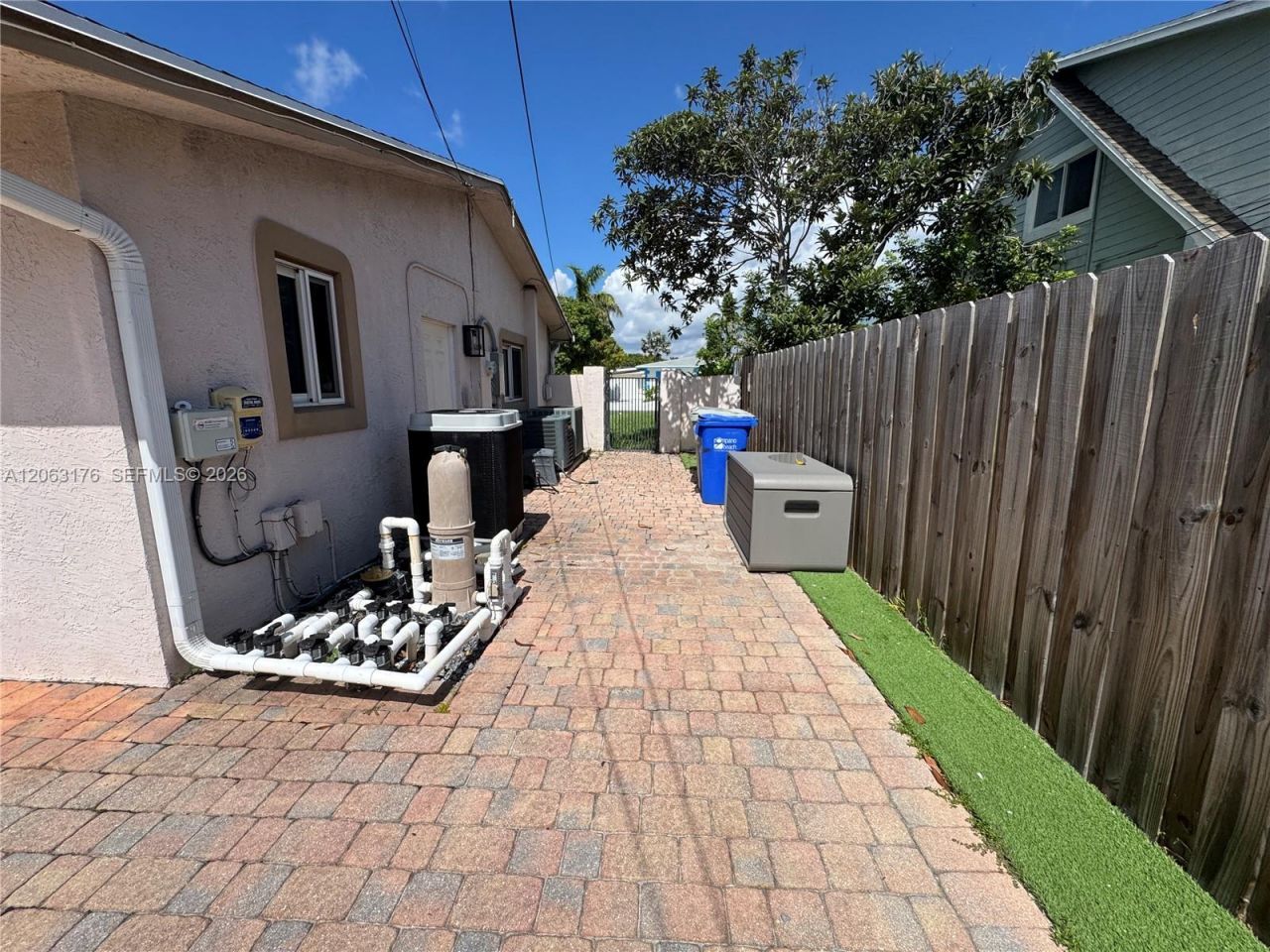 1660 NE 25th Ave, Pompano Beach, FL 33062 Photo