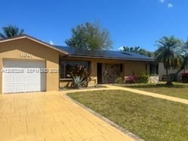 11041 SW 166th Ter , Miami, FL 33157