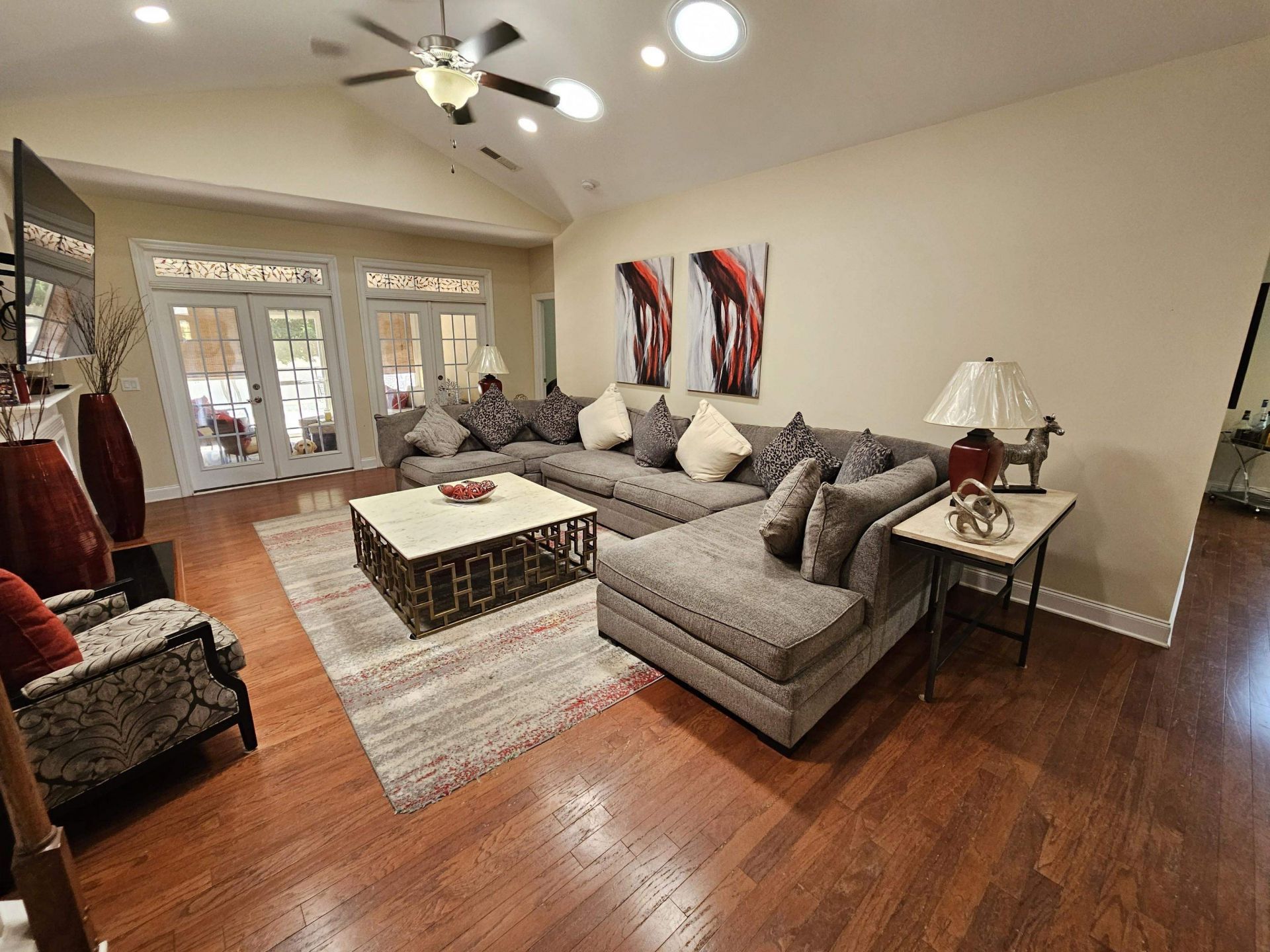 962 Henry James Dr.  Photo 11