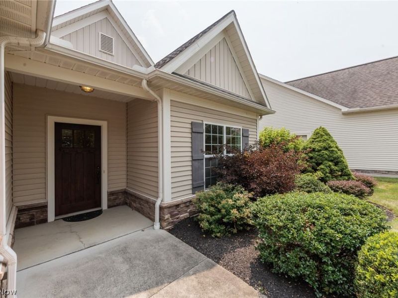 8541 Alexis Drive, Macedonia, OH 44056 Photo 2