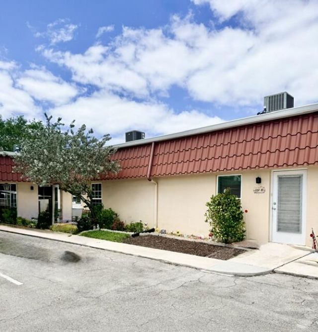 351 Covered Bridge Boulevard, Unit B, Lake Worth, FL 33467 Photo
