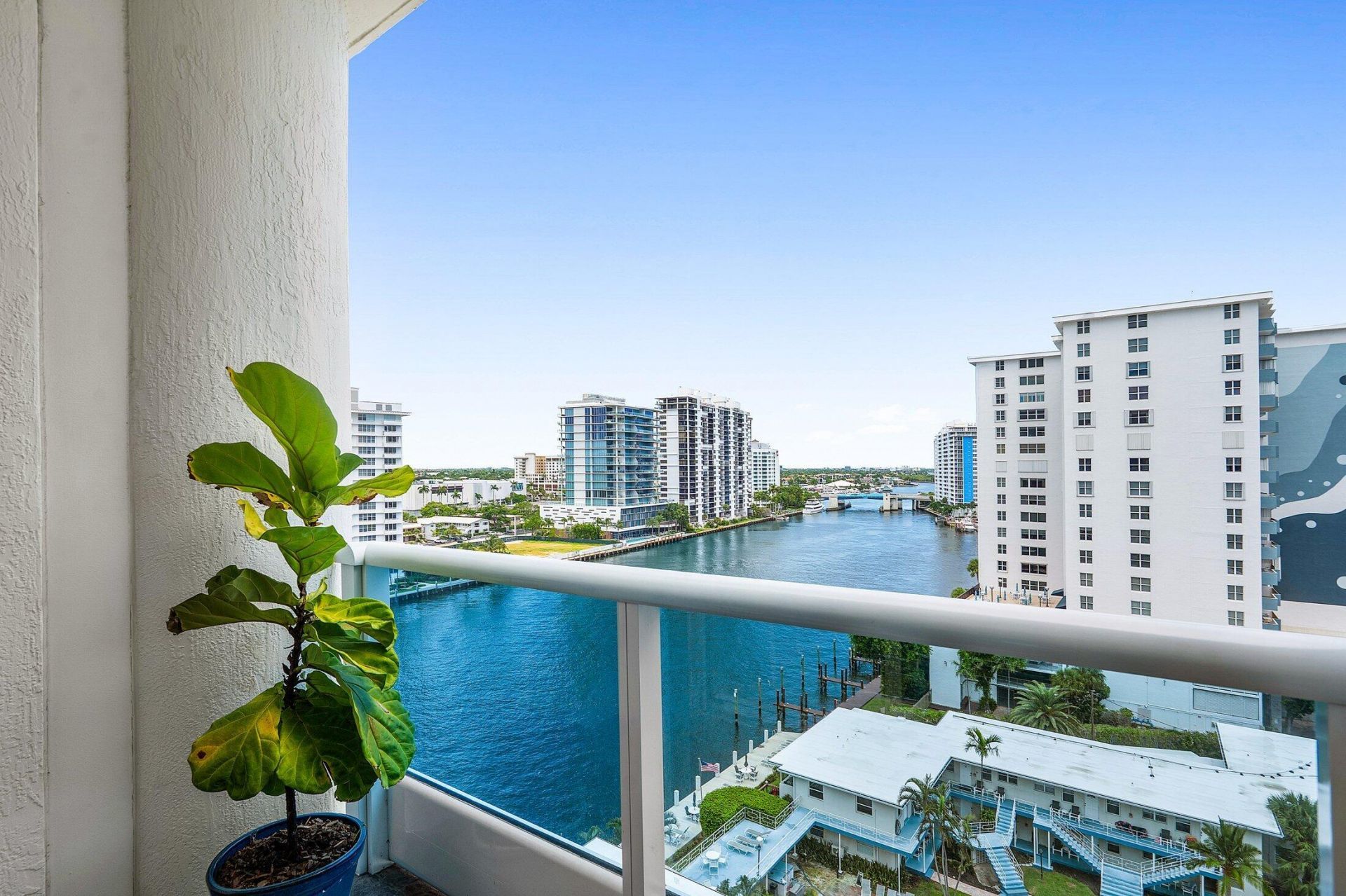 715 Bayshore Drive, Unit Ph4, Fort Lauderdale, FL 33304 Photo