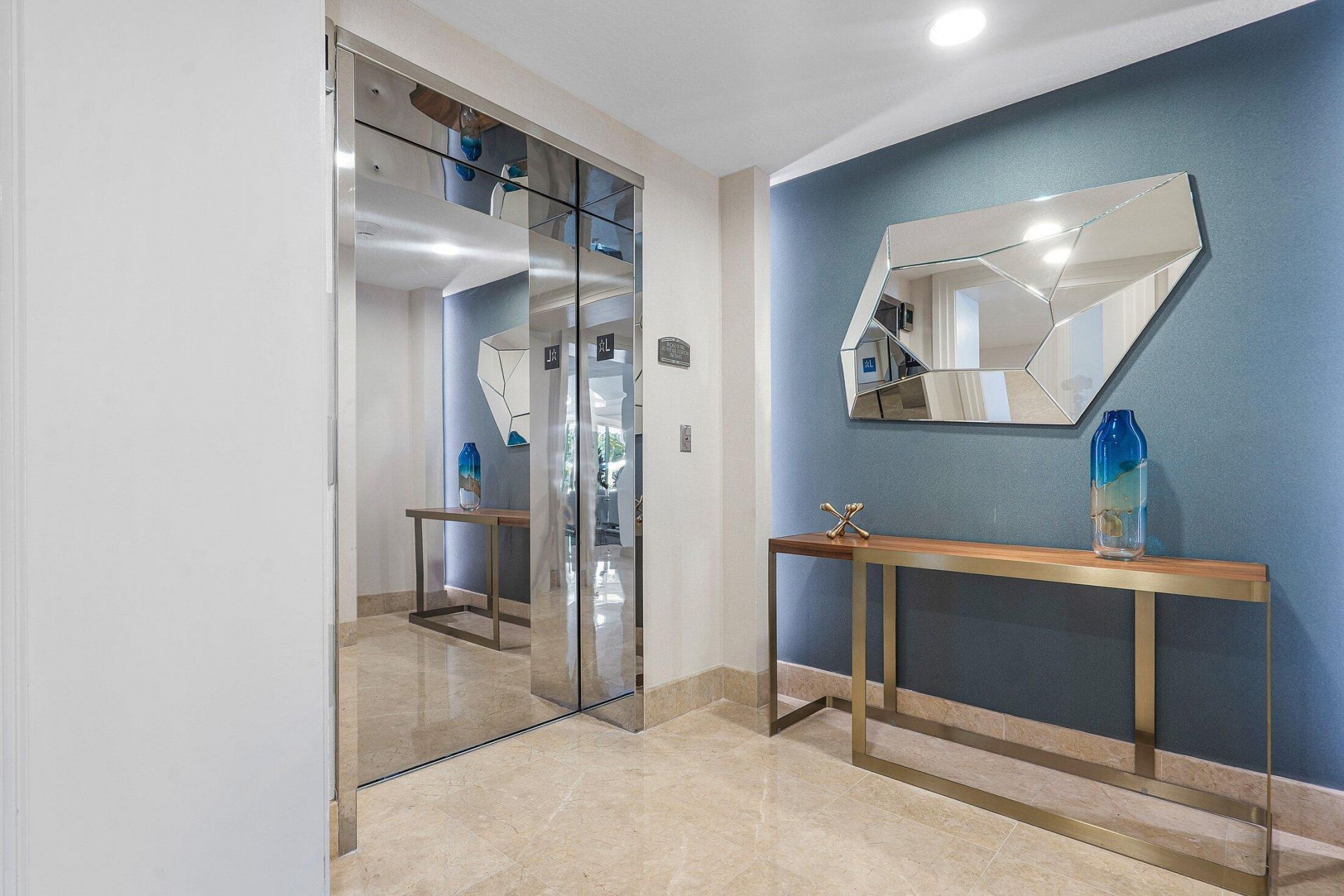 715 Bayshore Drive, Unit Ph4, Fort Lauderdale, FL 33304 Photo