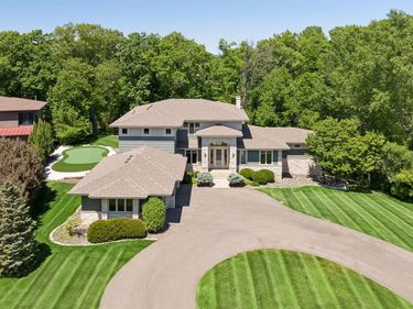 2063 Austrian Pine Lane , Minnetonka, MN 55305