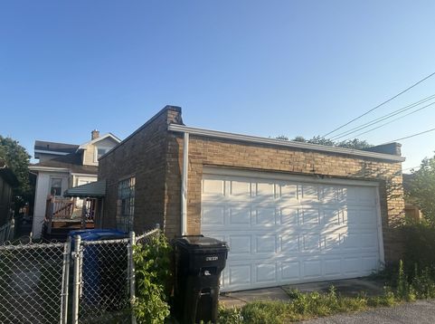 Main Photo