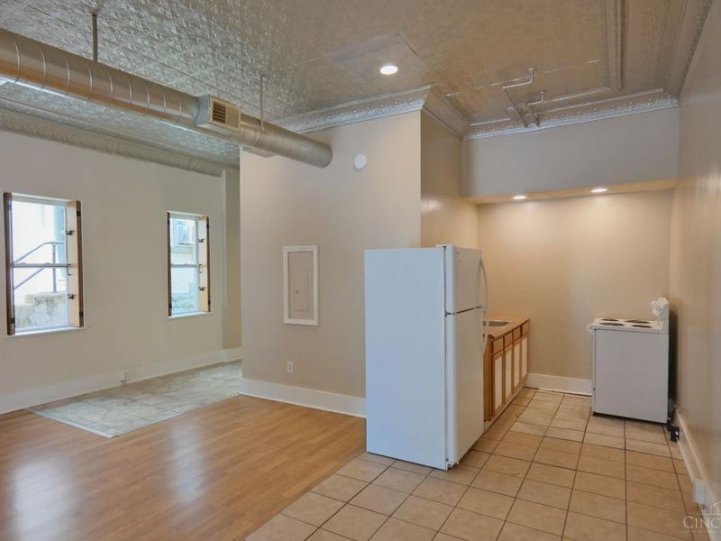 3112 Spring Grove Avenue, Cincinnati, OH 45225 Photo 3