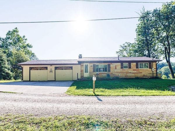 7266 Locust Lake West Drive, Spencer, IN 47460