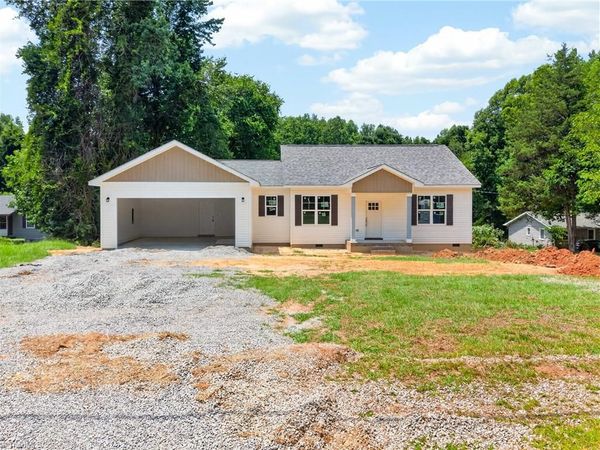 391 Needmore Road, Carthage, NC 28327