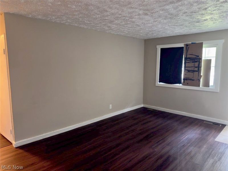 2024 Ridgehill Road, Cleveland, OH 44121 Photo 10