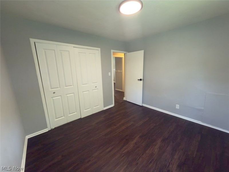 2024 Ridgehill Road, Cleveland, OH 44121 Photo 33