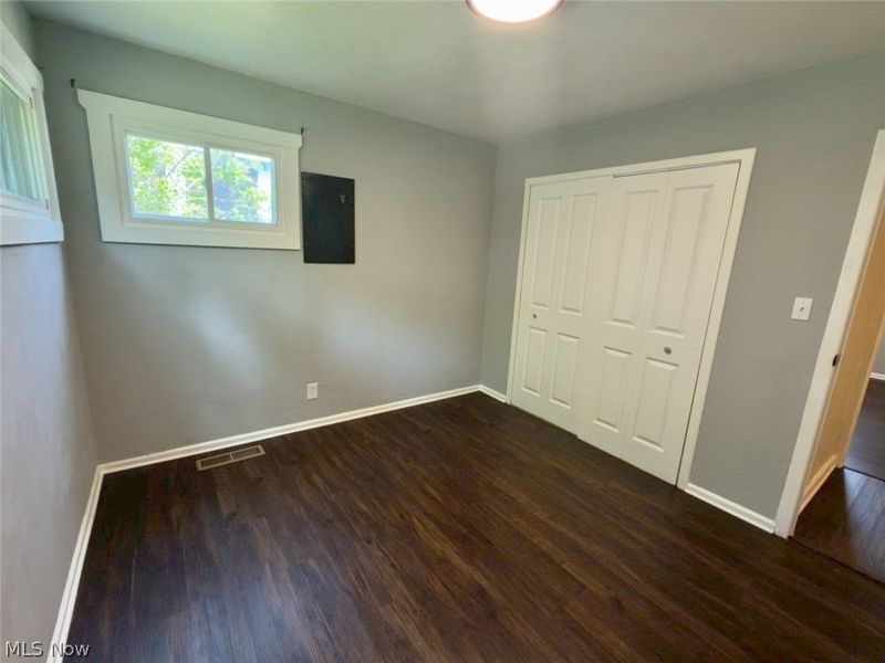 2024 Ridgehill Road, Cleveland, OH 44121 Photo 35