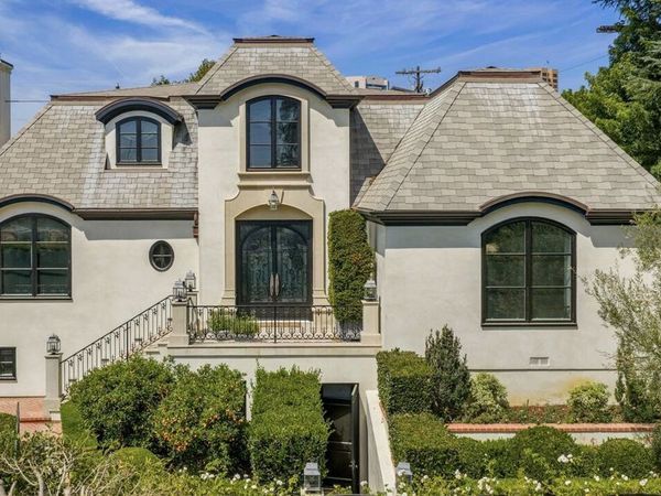 1335 Club View Drive, Los Angeles, CA 90024