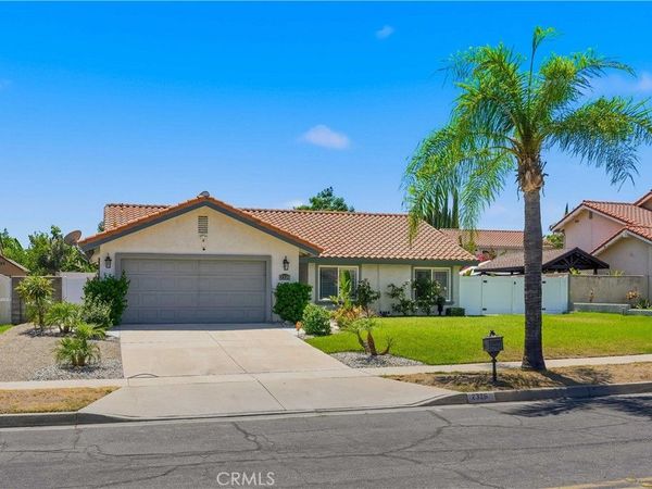 2326 N Sycamore, Rialto, CA 92377