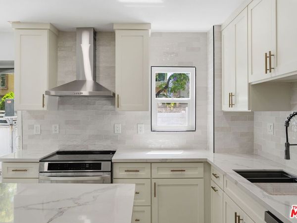929 N Stanley Avenue, Unit 1, West Hollywood, CA 90046