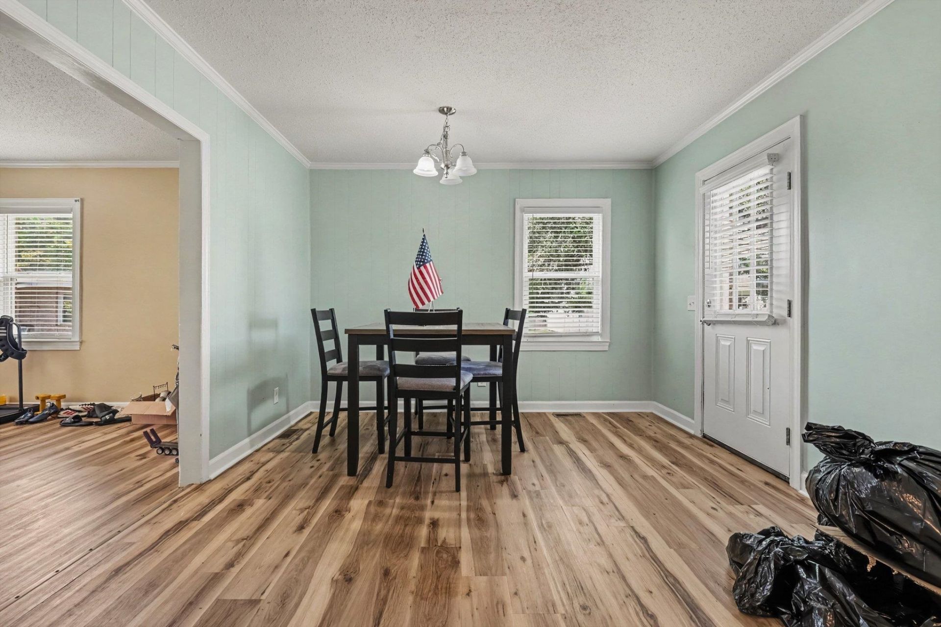 520 Boundary Ave. Photo 10