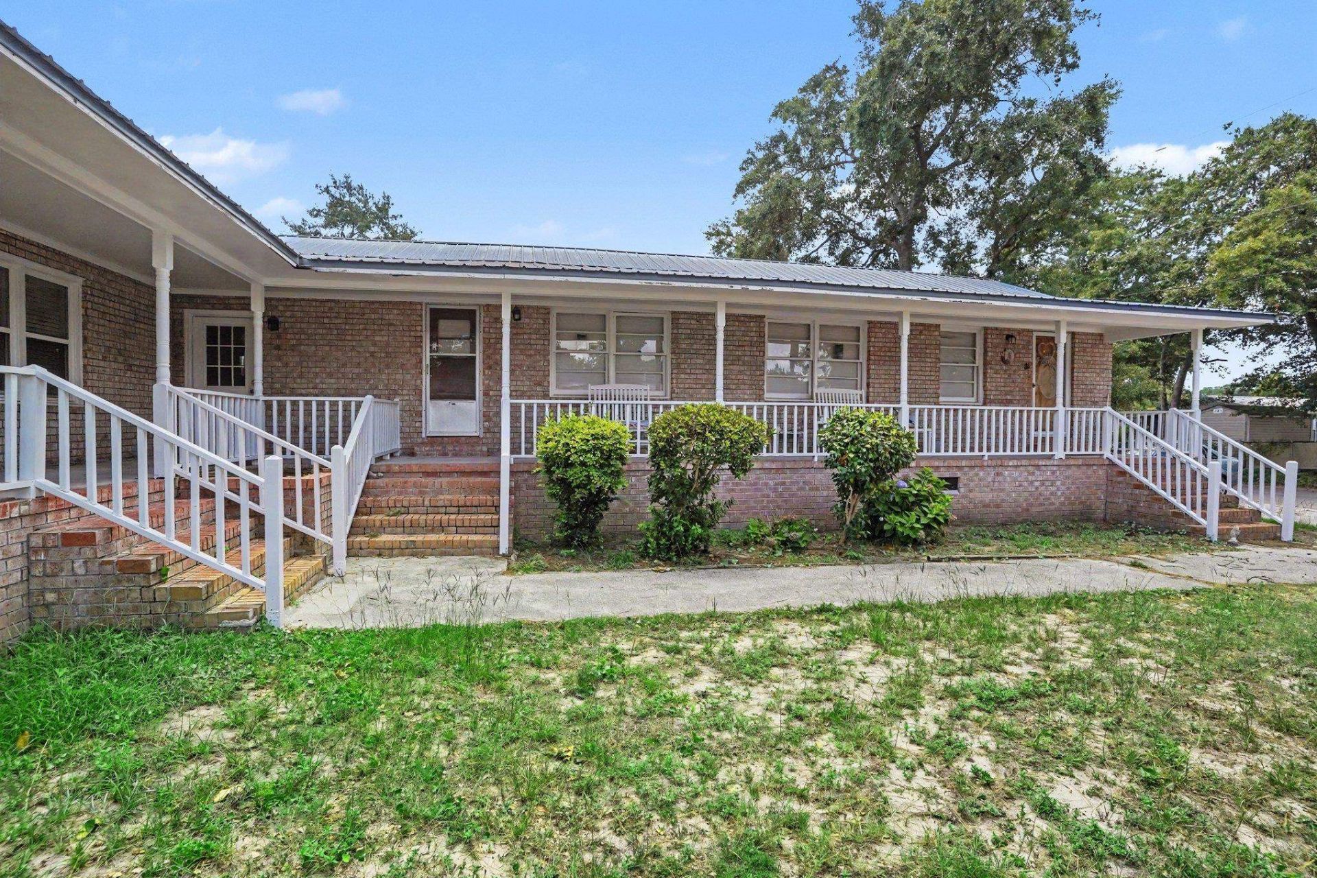 520 Boundary Ave. Photo 4