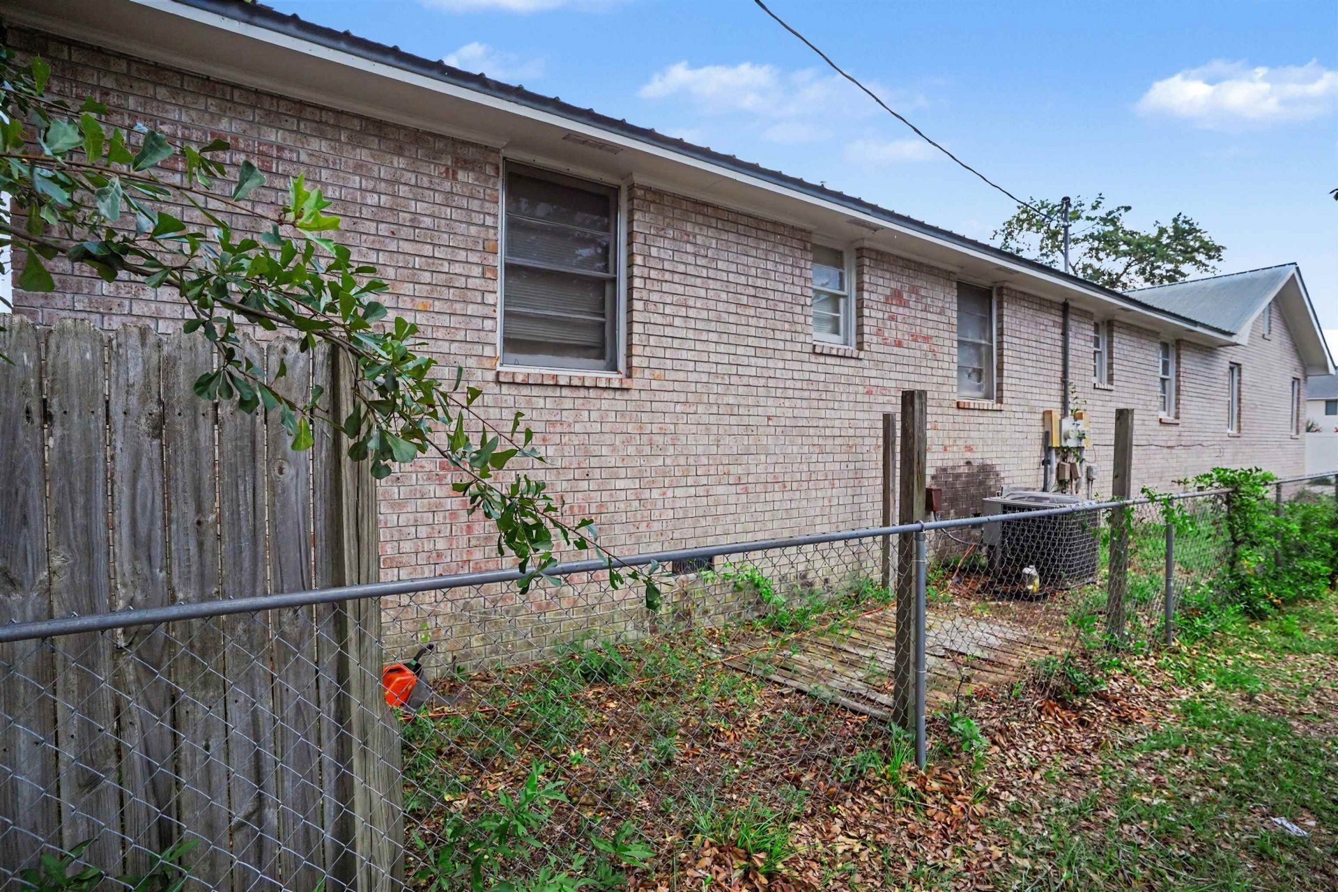 520 Boundary Ave.  Photo 7