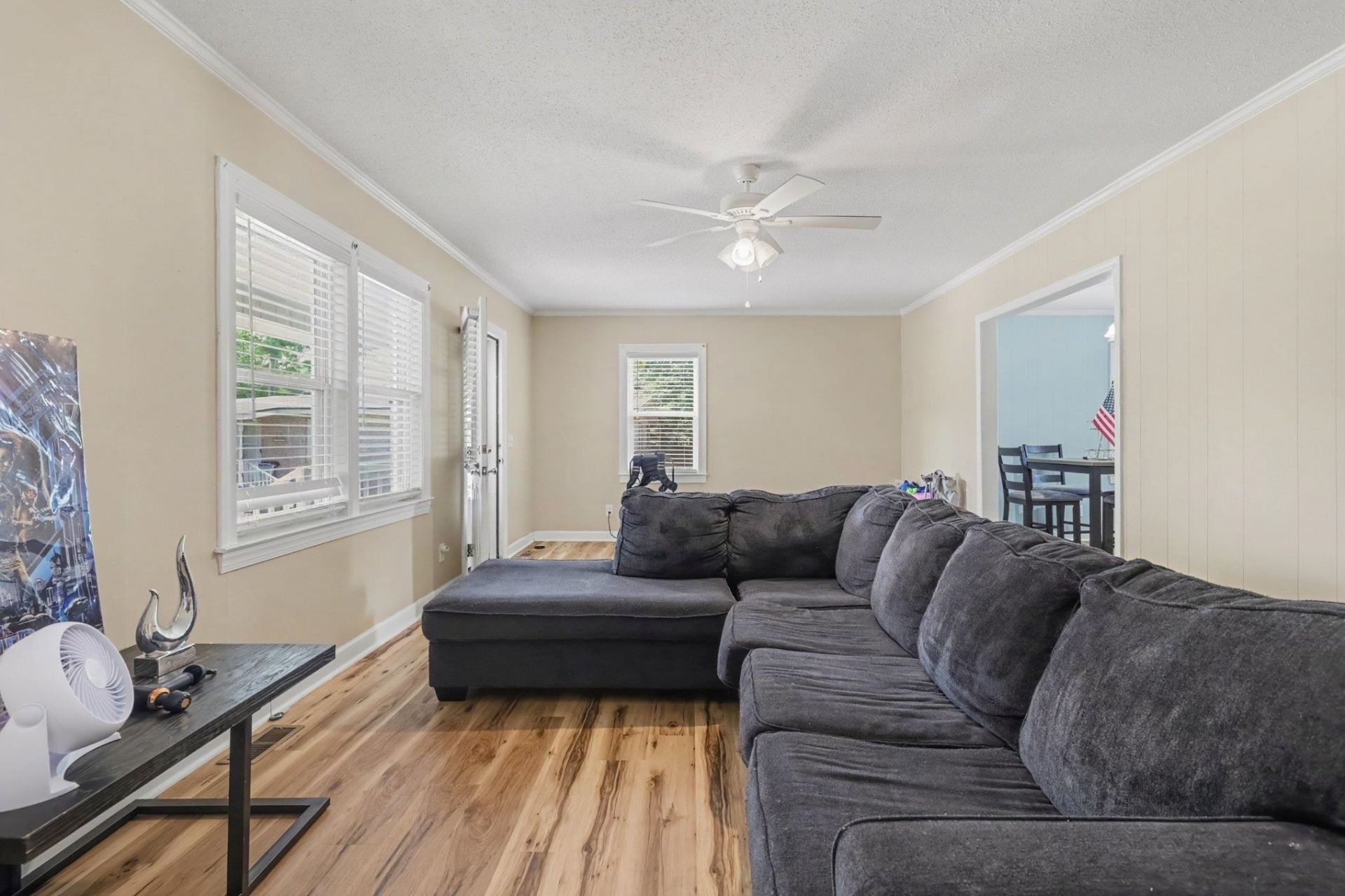 520 Boundary Ave. Photo 8
