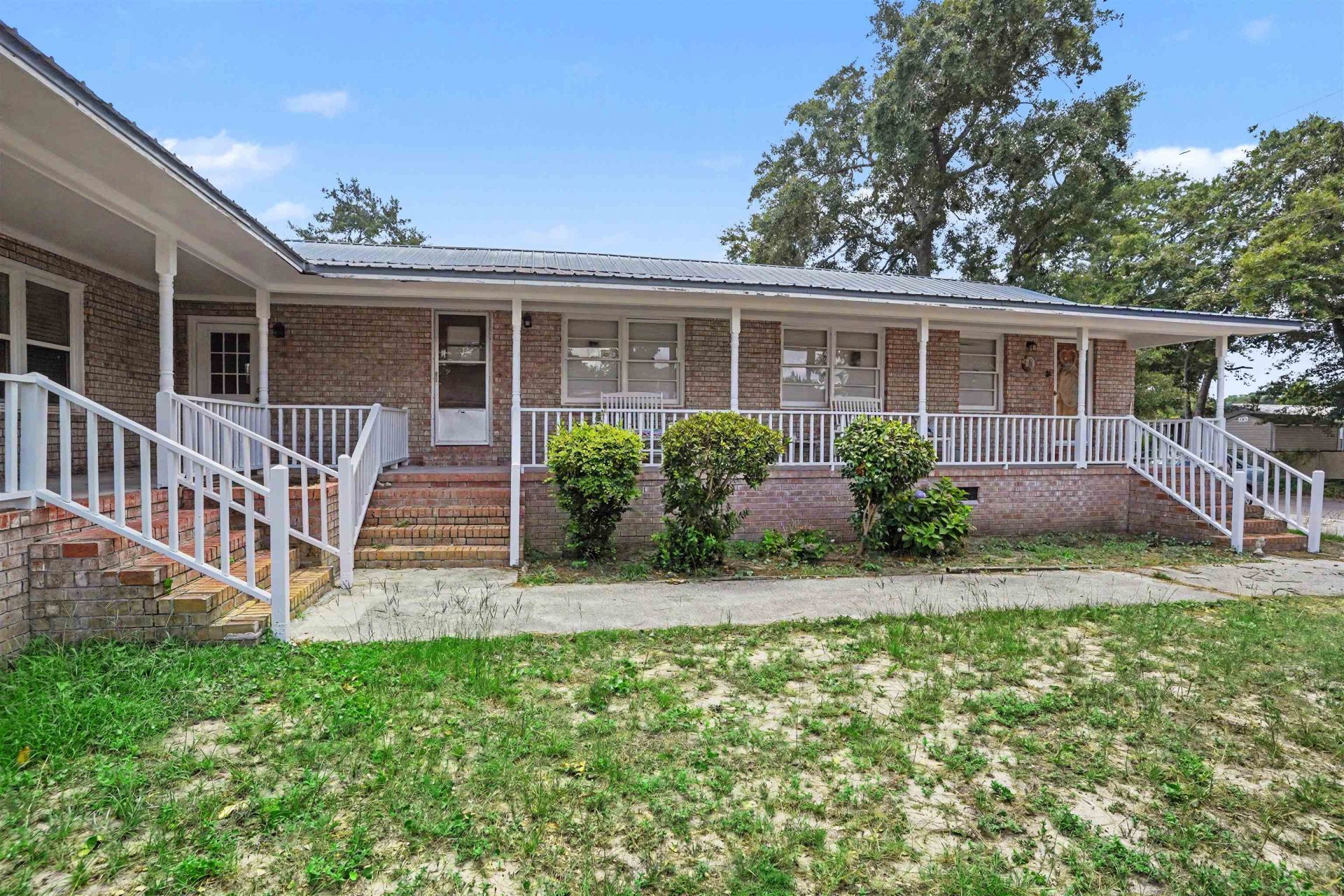 520 Boundary Ave.  Photo 9