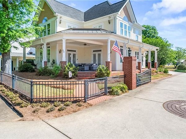 88 Sloan Street , Mcdonough, GA 30253