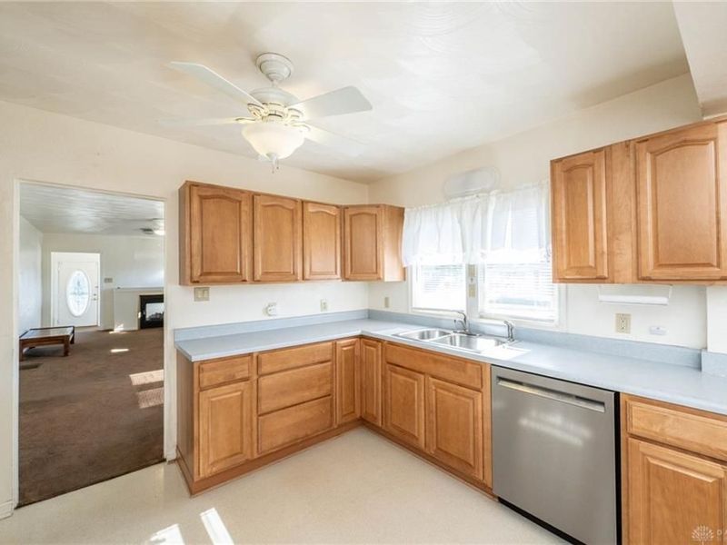 956 Chelsea Avenue, Dayton, OH 45420 Photo 7