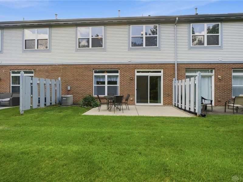 9197 Great Lakes Circle, Washington Township, OH 45458 Photo 13