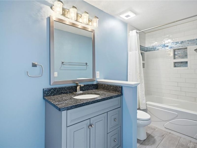 9197 Great Lakes Circle, Washington Township, OH 45458 Photo 18