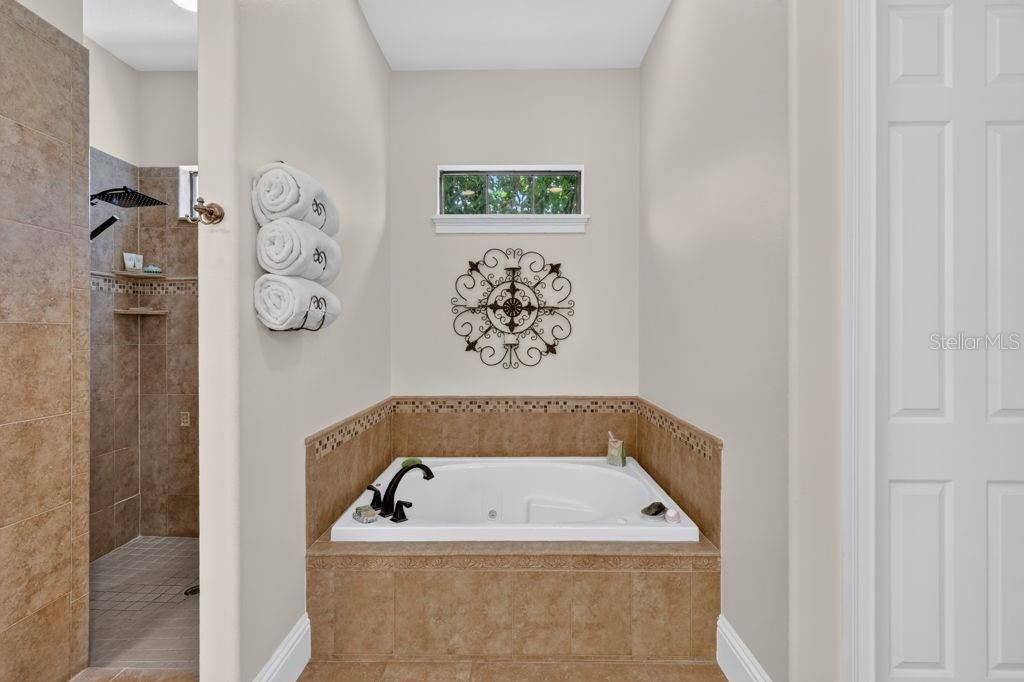 9620 San Fernando Court, Howey in the Hills, FL 34737 Photo