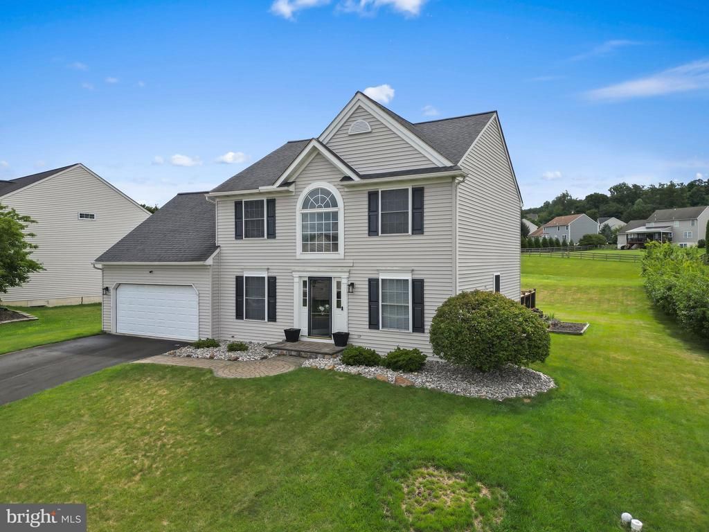 30 PENNWOOD DRIVE , MORGANTOWN, PA 19543