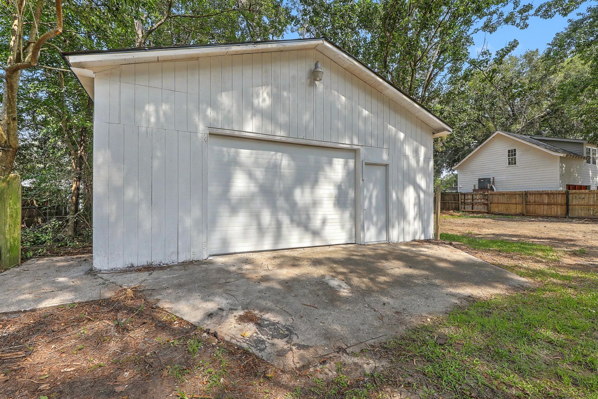 7620 Winchester Street Photo 26
