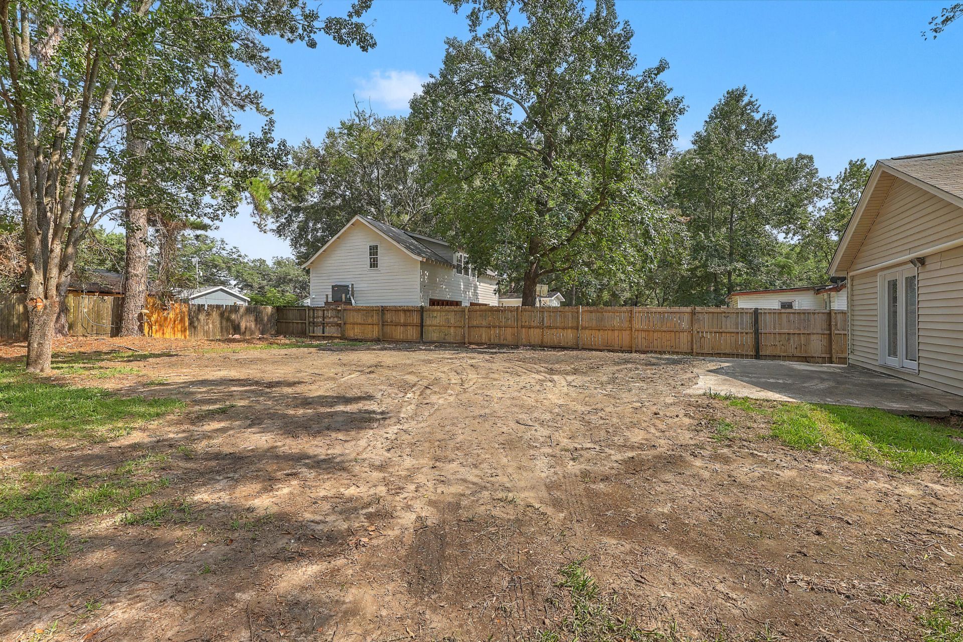 7620 Winchester Street Photo 27