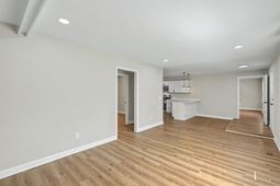 7620 Winchester Street photo 4