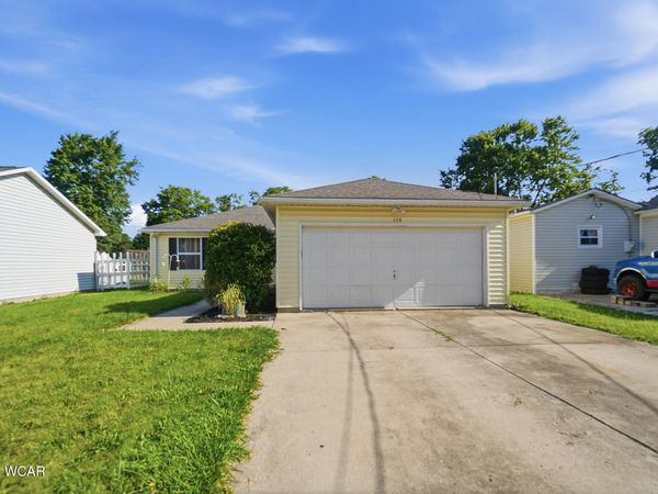 228 Lester Avenue, Findlay, OH 45840