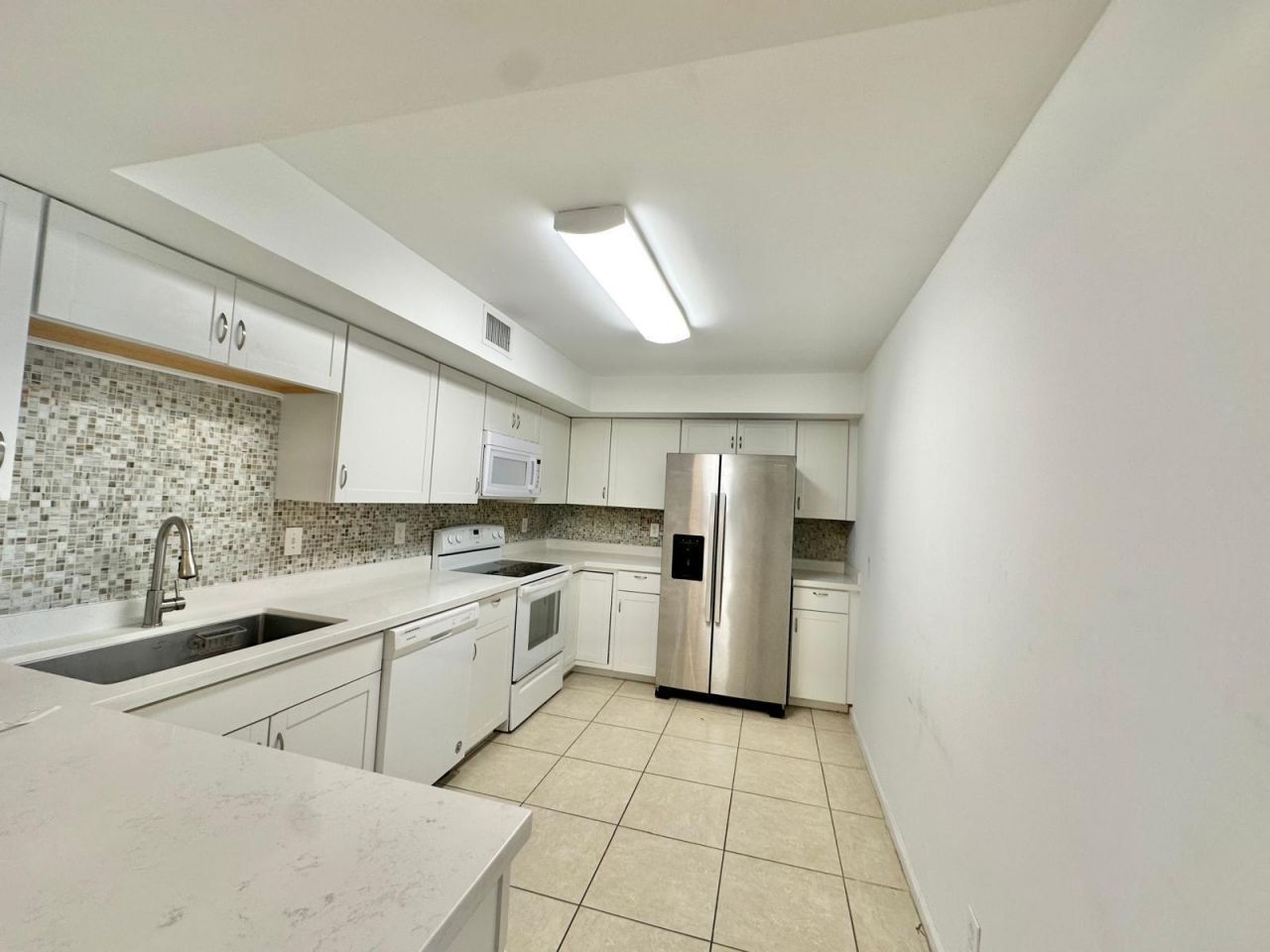 3170 Leewood Terrace, Unit L210, Boca Raton, FL 33431 Photo