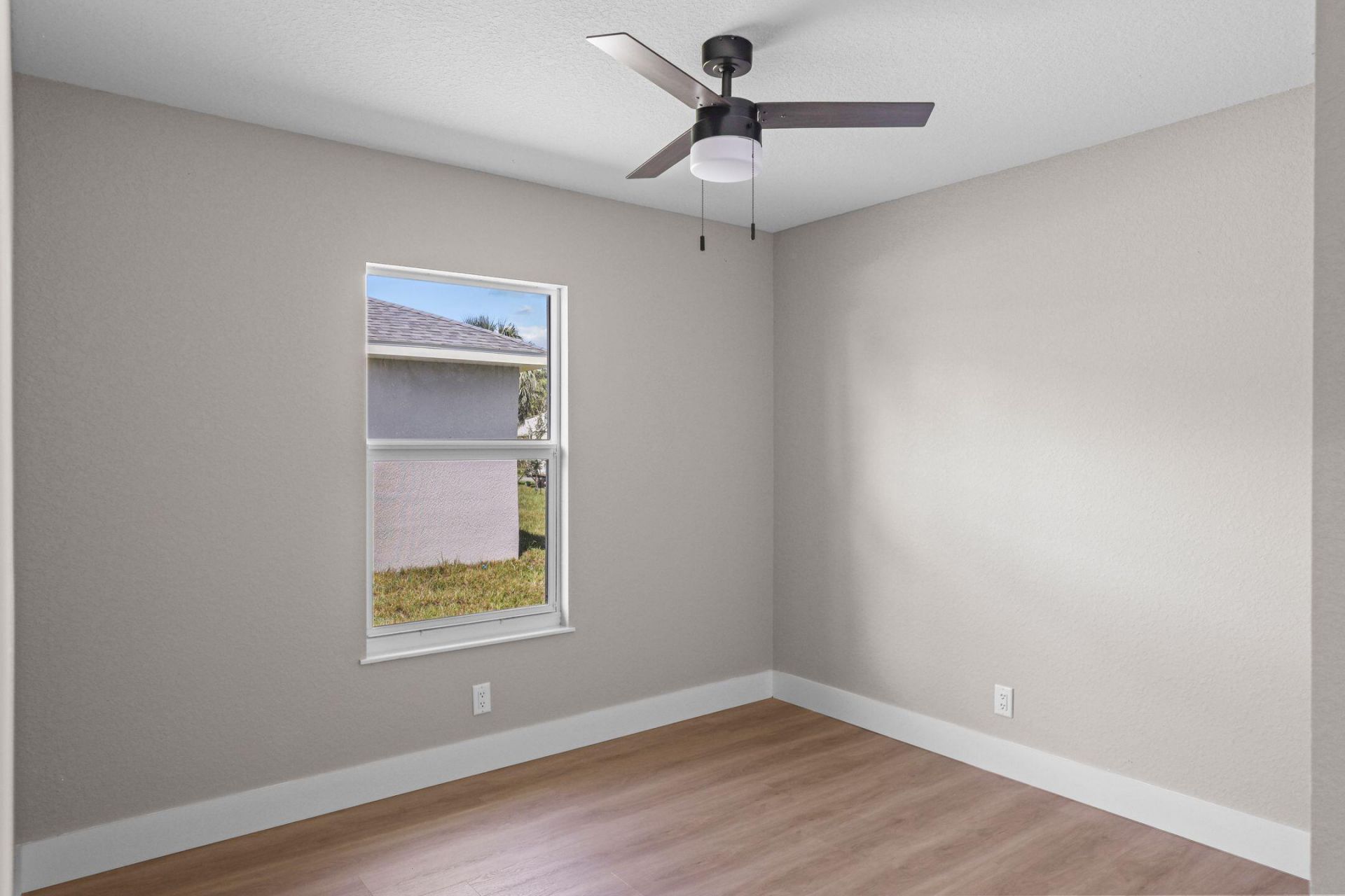 4611 Sunset Boulevard, Fort Pierce, FL 34982 Photo