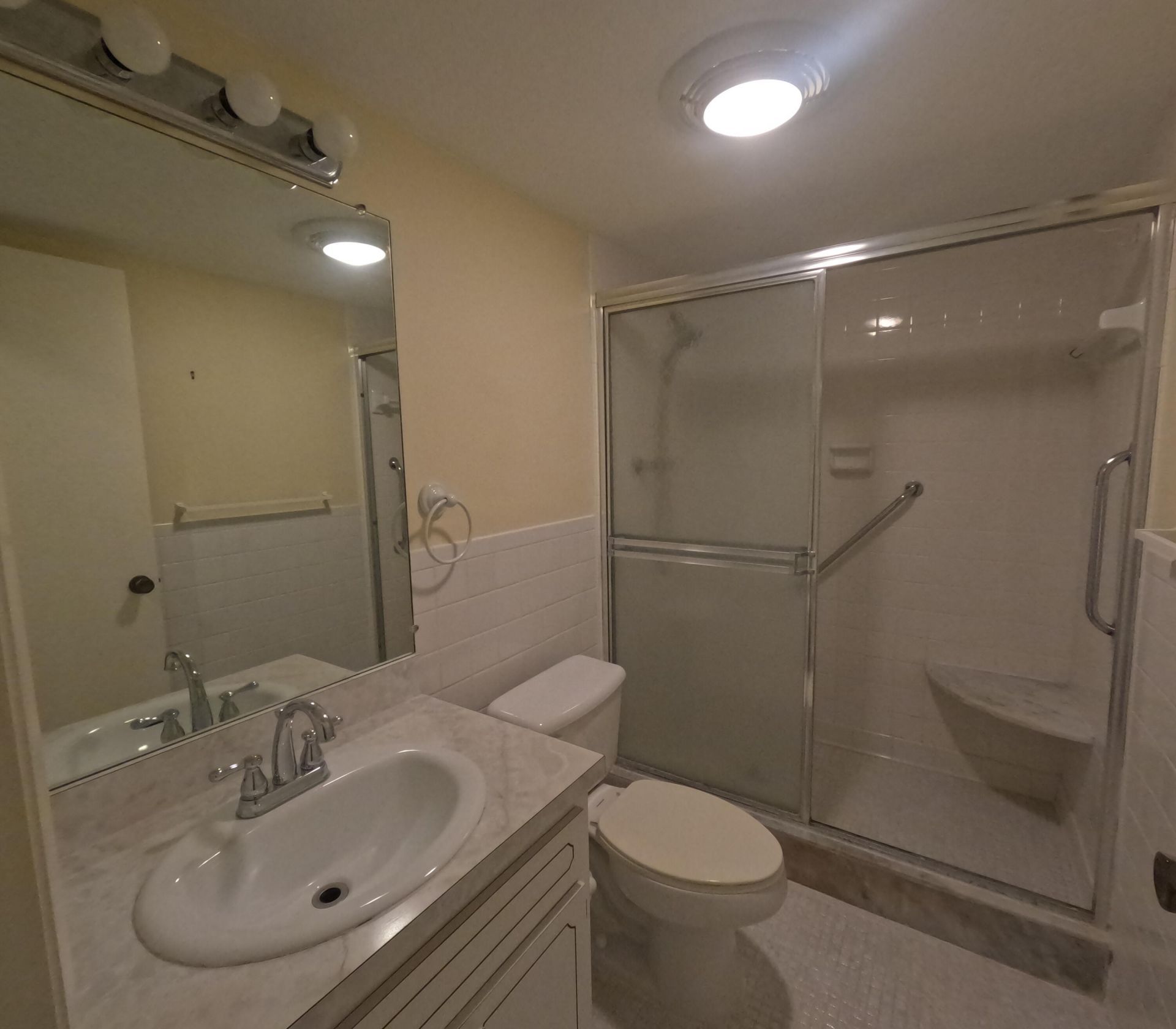 20 SE Turtle Creek Drive, Unit Apt F, Tequesta, FL 33469 Photo