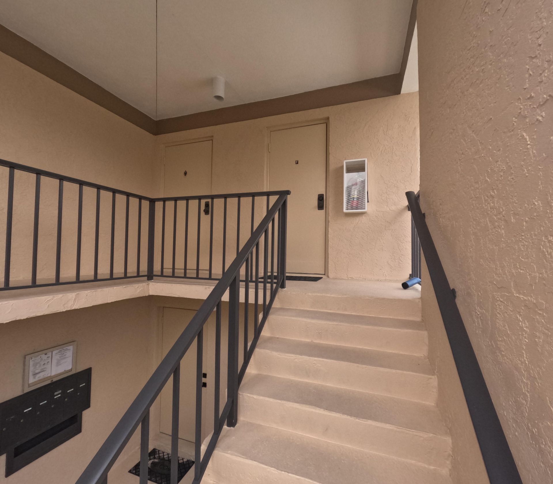 20 SE Turtle Creek Drive, Unit Apt F, Tequesta, FL 33469 Photo