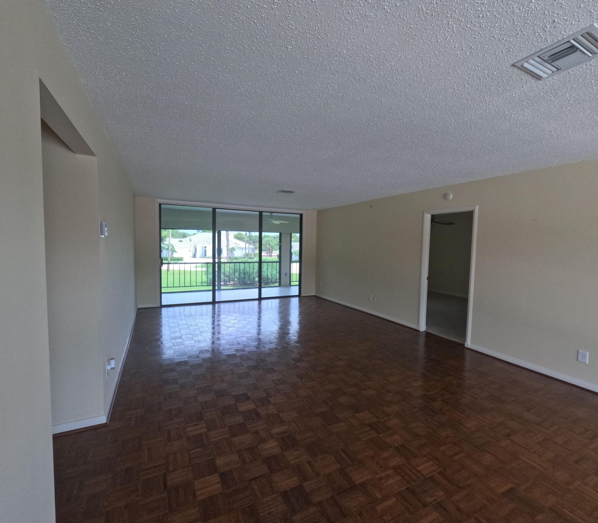 20 SE Turtle Creek Drive, Unit Apt F, Tequesta, FL 33469 Photo