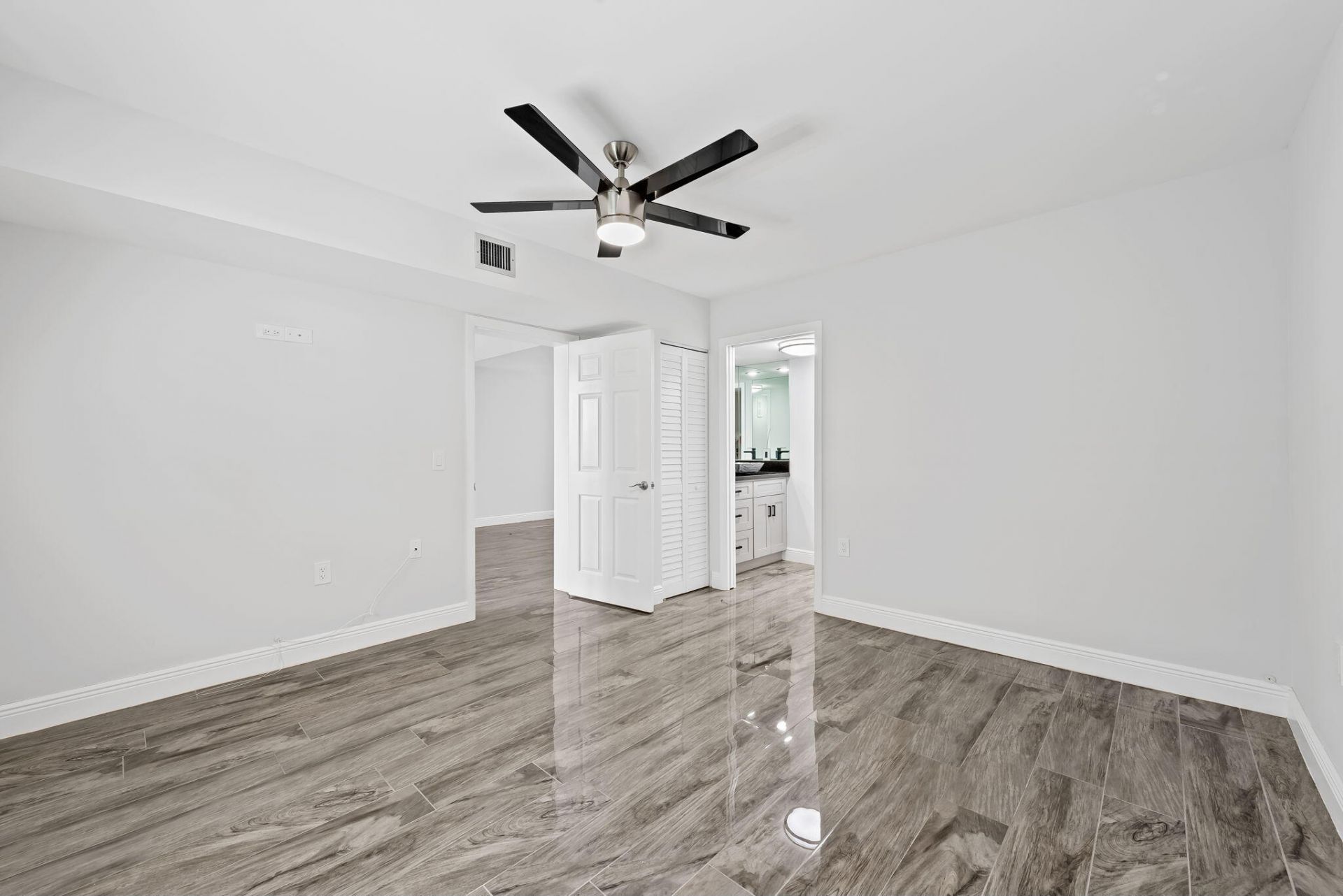 1502 Whitehall Drive, Unit 403, Davie, FL 33324 Photo