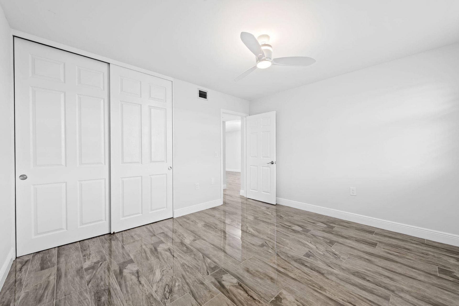 1502 Whitehall Drive, Unit 403, Davie, FL 33324 Photo