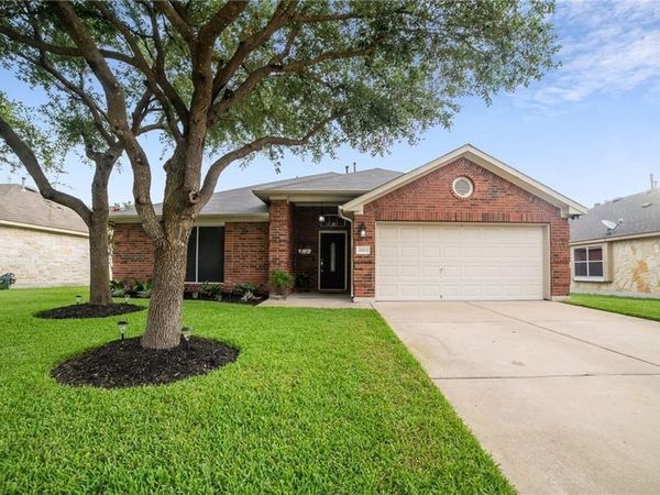 1203 Calistoga DR, Leander, TX 78641