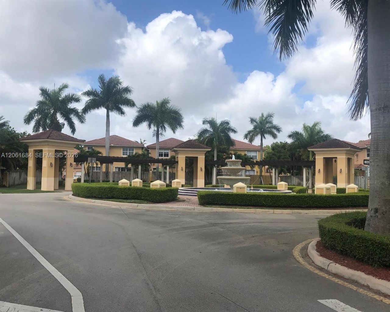 11814 SW 137th Path , Miami, FL 33186 Photo