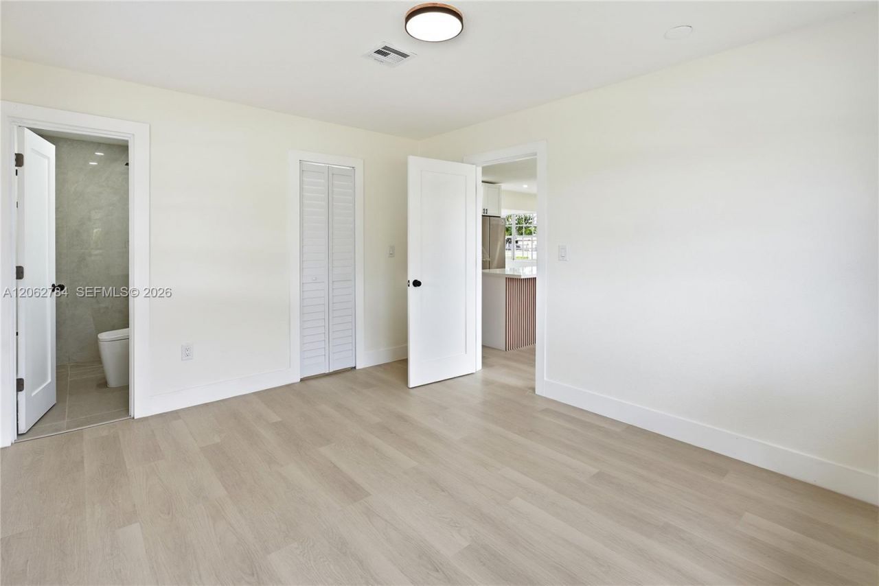 701 NW 176th Terrace, Miami Gardens, FL 33169 Photo