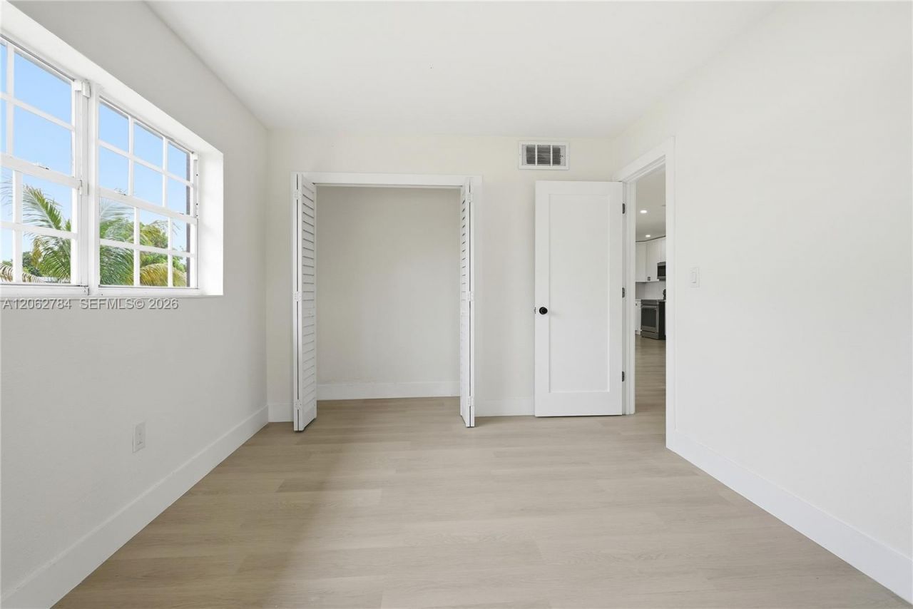 701 NW 176th Terrace, Miami Gardens, FL 33169 Photo
