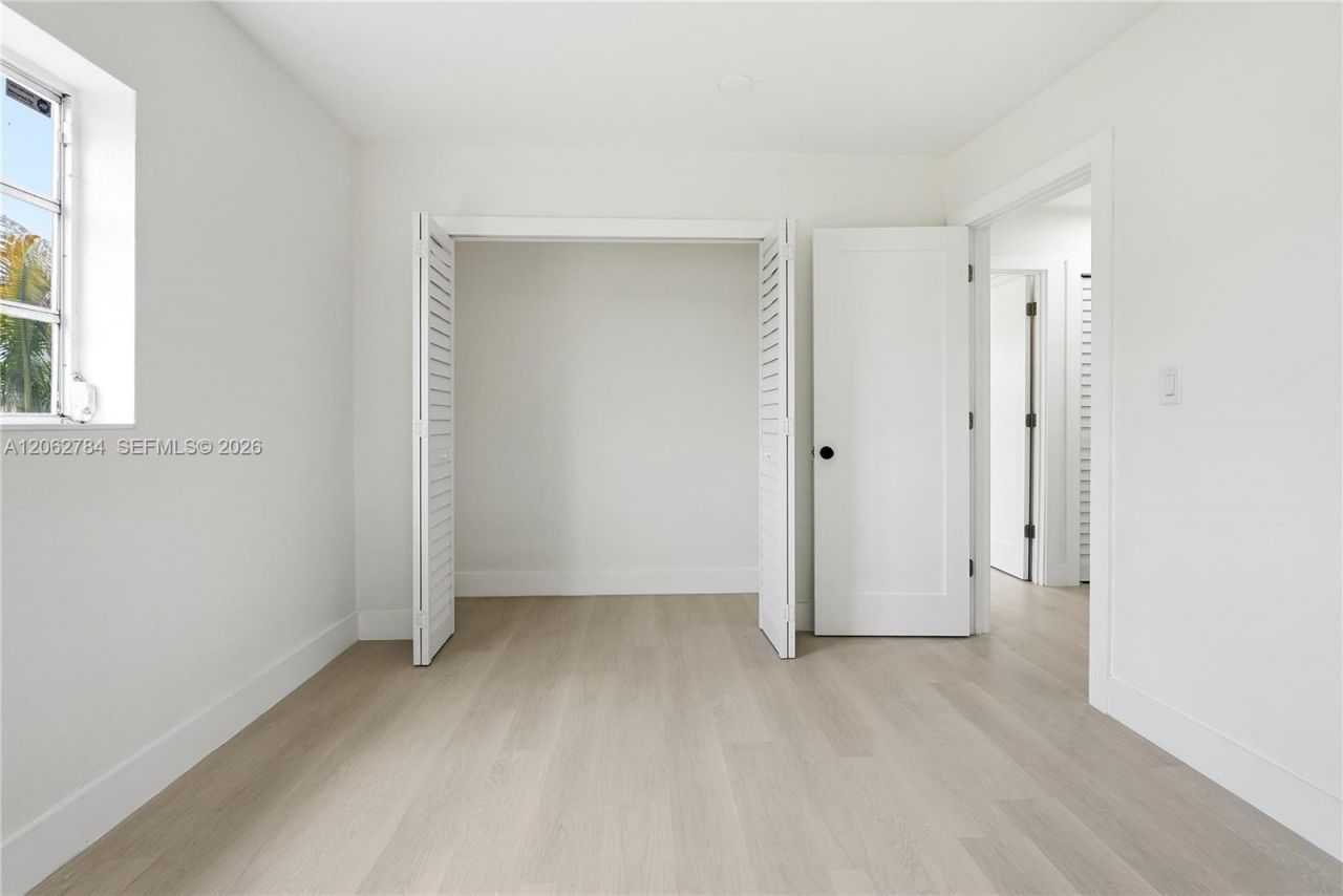 701 NW 176th Terrace, Miami Gardens, FL 33169 Photo