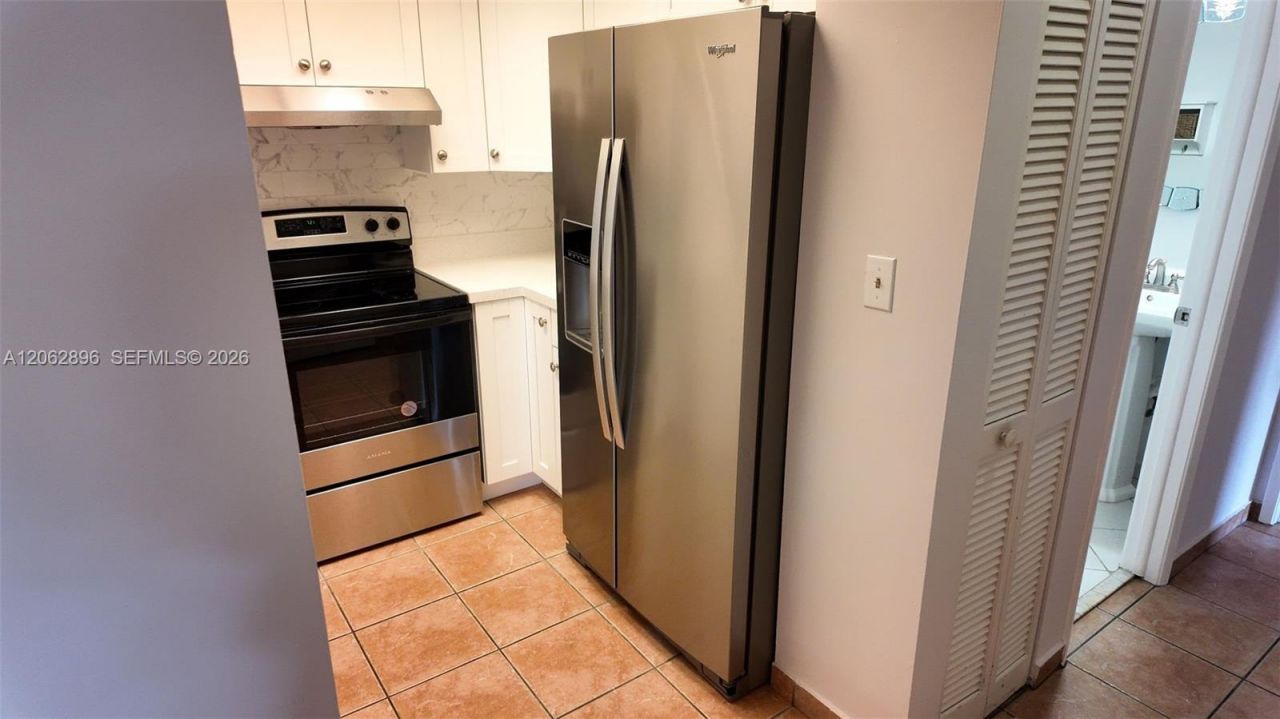 8999 SW 123rd Ct, Unit 210, Miami, FL 33186 Photo