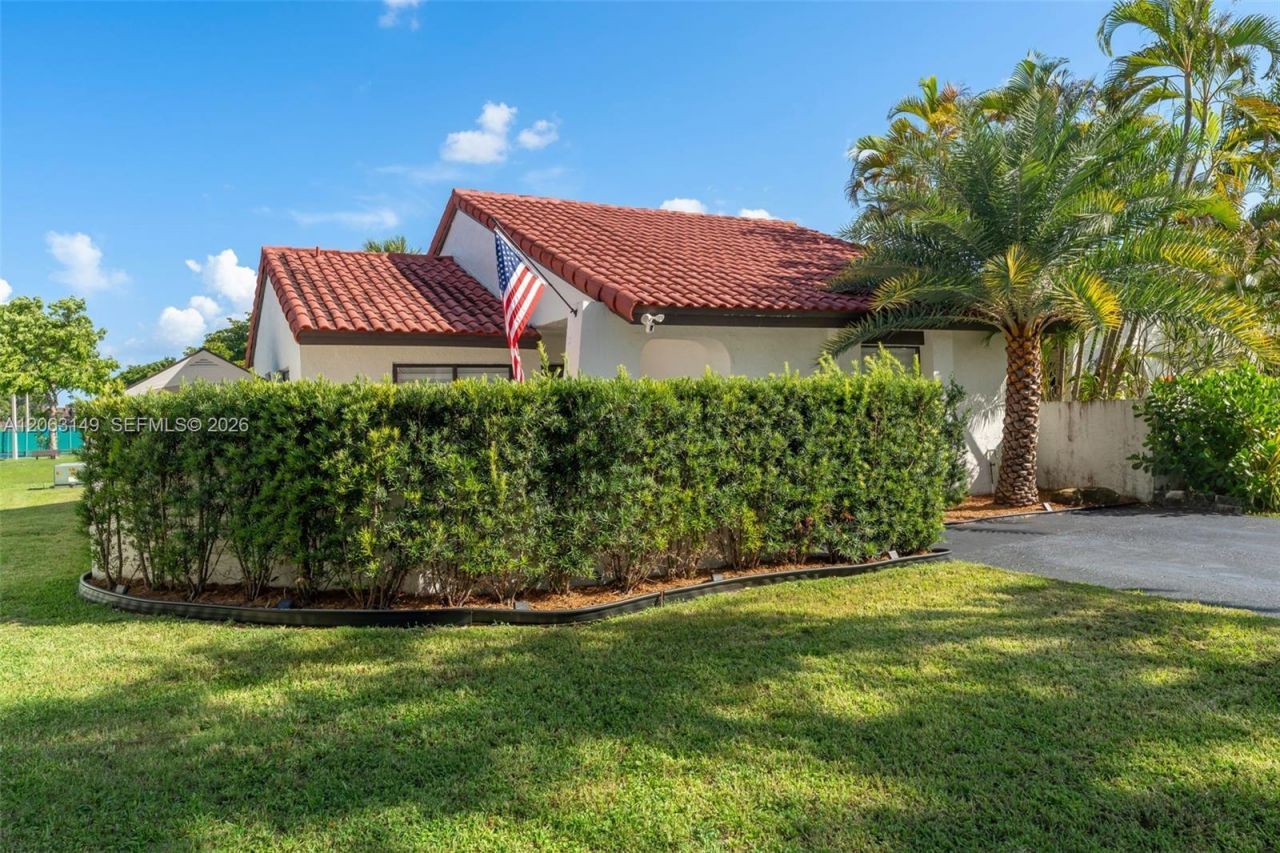 13396 SW 115th Ter, Miami, FL 33186 Photo